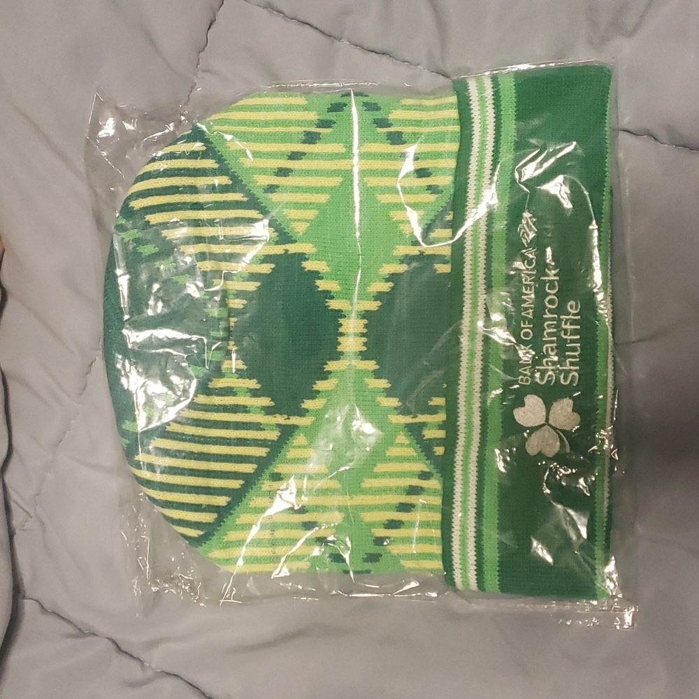 Chicago Bank of America Shamrock Shuffle beanie